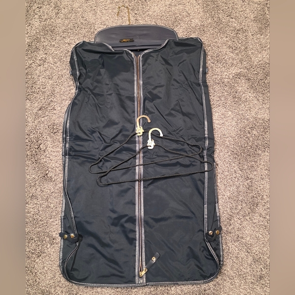 Vintage Verdi Garment Luggage-Over The Shoulder- Softshell. - Picture 9 of 12